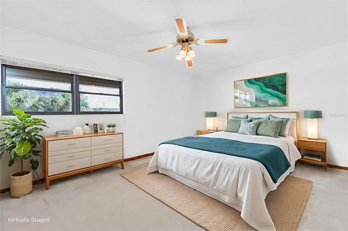 Image No.14-2 Bed Property for sale