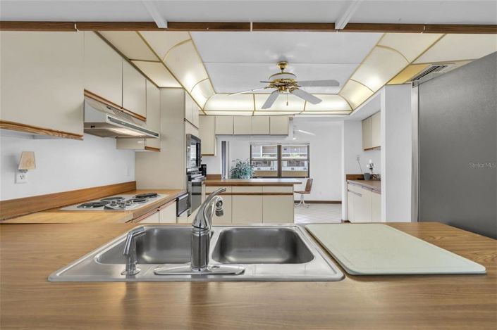 Image No.17-2 Bed Property for sale