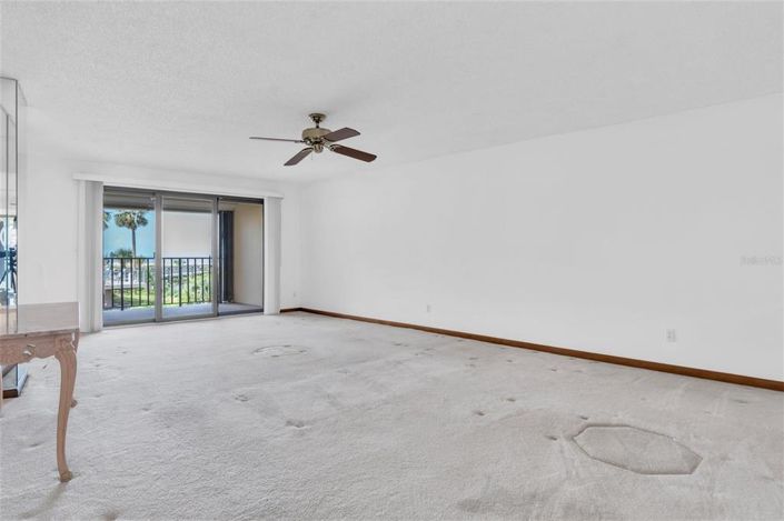 Image No.8-2 Bed Property for sale