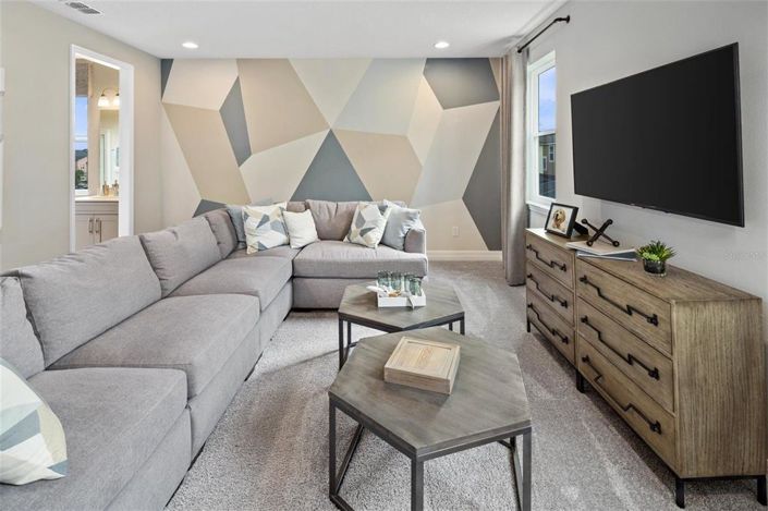 Image No.15-6 Bed Property for sale