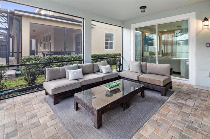 Image No.25-6 Bed Property for sale