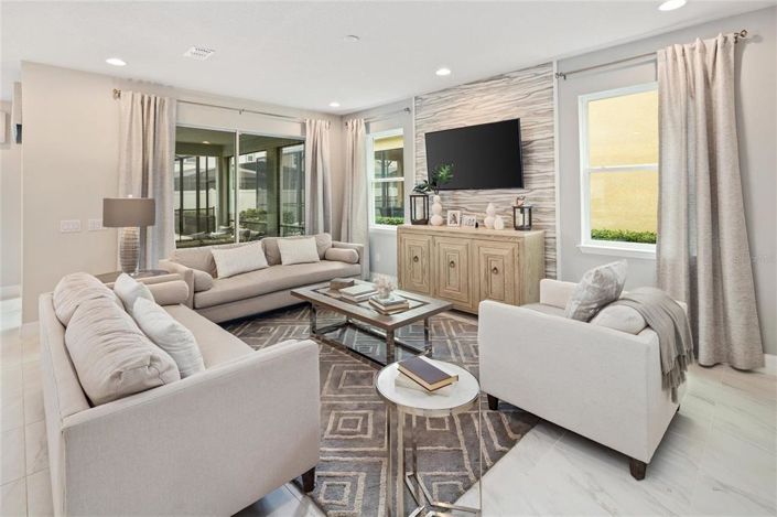 Image No.9-6 Bed Property for sale