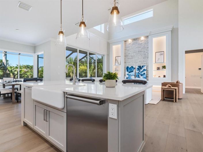 Image No.15-4 Bed Property for sale