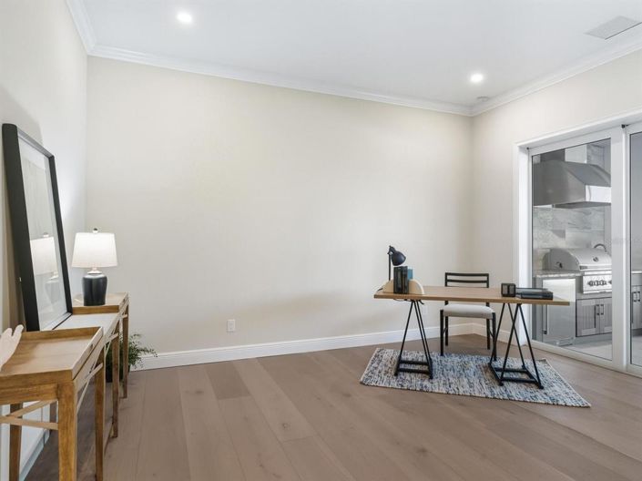 Image No.23-4 Bed Property for sale