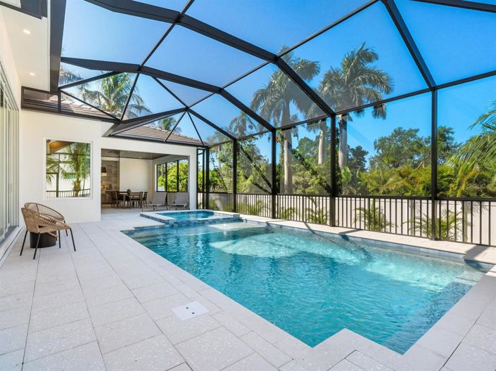 Image No.30-4 Bed Property for sale