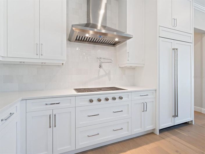 Image No.36-4 Bed Property for sale