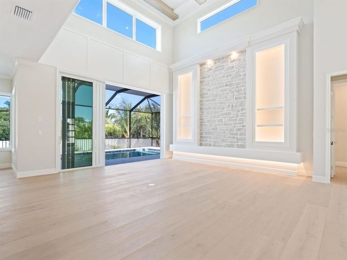 Image No.47-4 Bed Property for sale