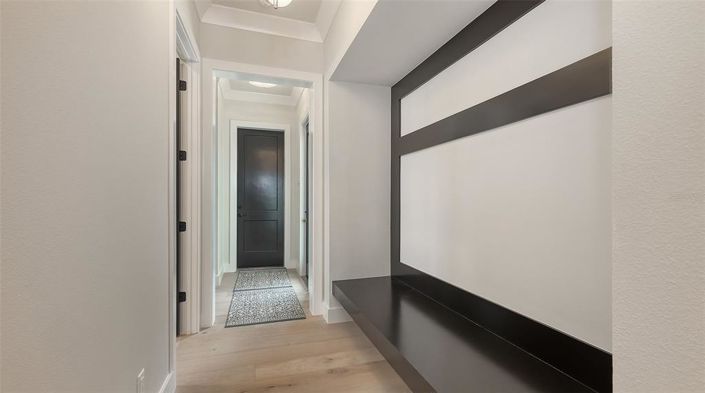 Image No.31-5 Bed Property for sale