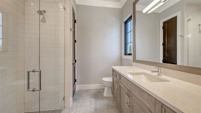 Image No.38-5 Bed Property for sale