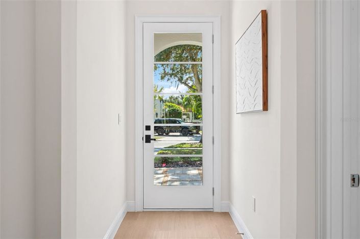 Image No.8-5 Bed Property for sale