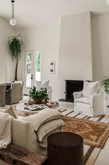 Image No.11-4 Bed Property for sale