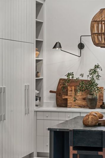 Image No.22-4 Bed Property for sale