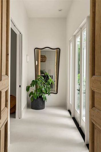 Image No.26-4 Bed Property for sale