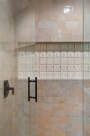 Image No.46-4 Bed Property for sale