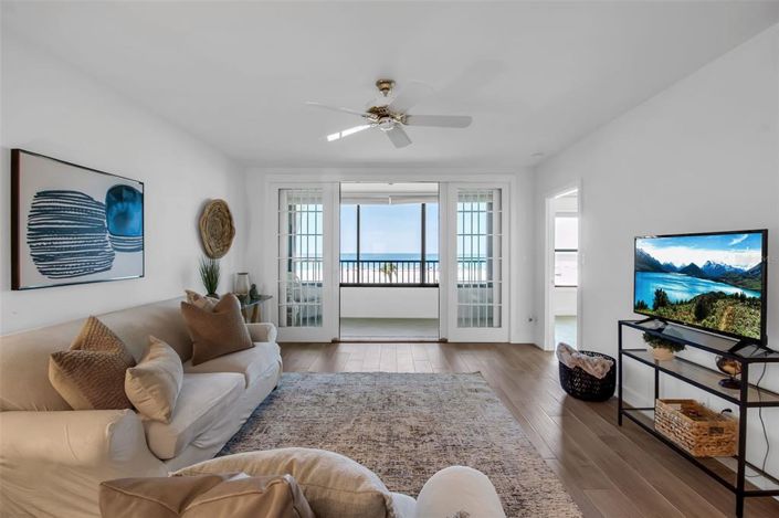 Image No.19-2 Bed Property for sale