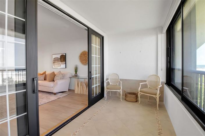 Image No.24-2 Bed Property for sale