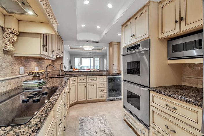 Image No.7-2 Bed Property for sale