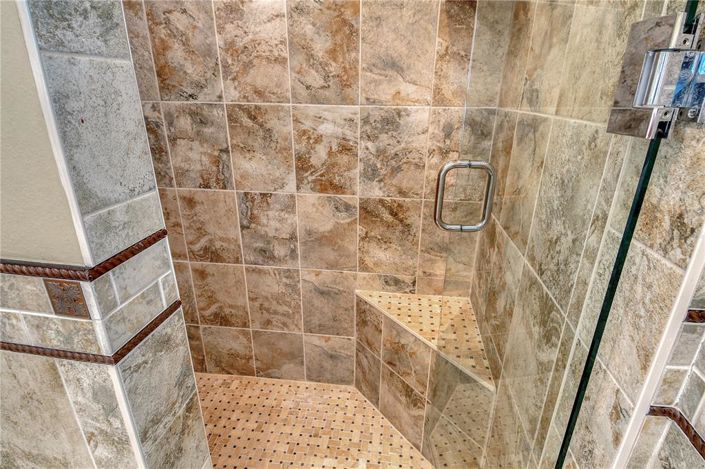 Image No.21-2 Bed Property for sale