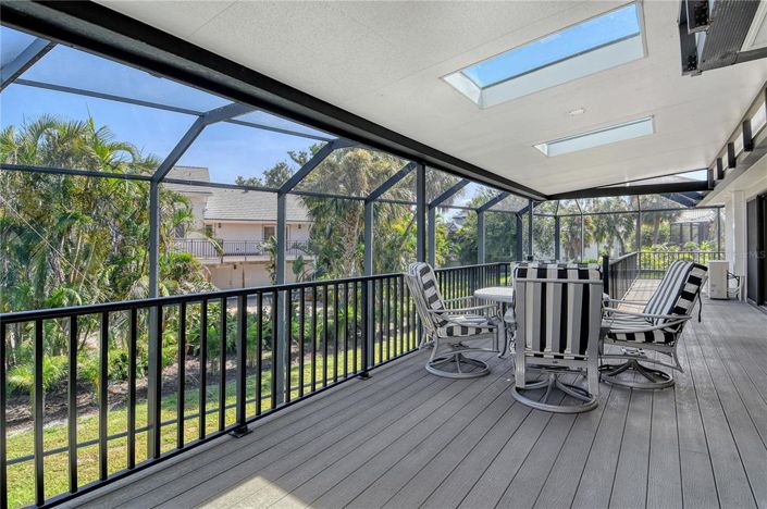 Image No.32-2 Bed Property for sale