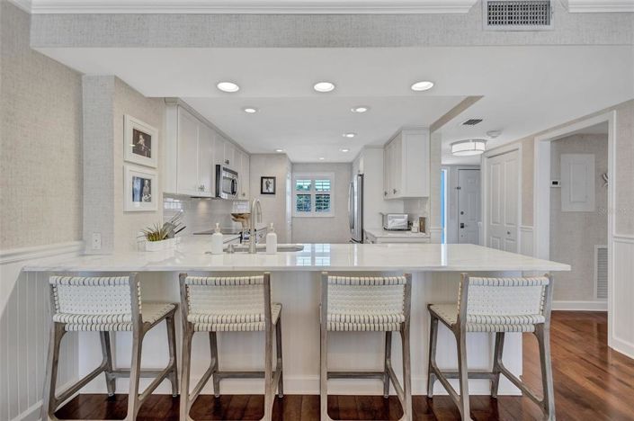 Image No.18-2 Bed Property for sale