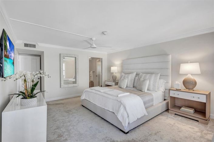 Image No.33-2 Bed Property for sale