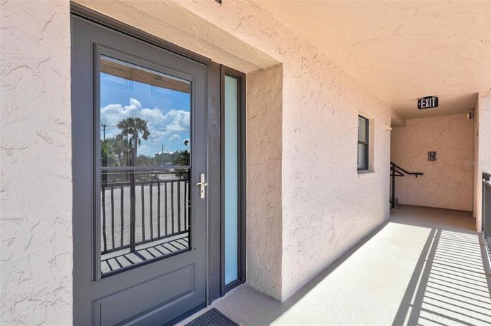 Image No.6-2 Bed Property for sale