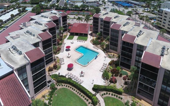 Image No.60-2 Bed Property for sale