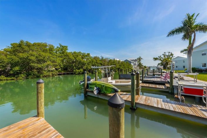 Image No.22-2 Bed Property for sale