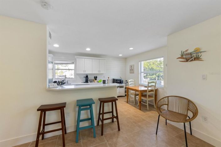 Image No.7-2 Bed Property for sale