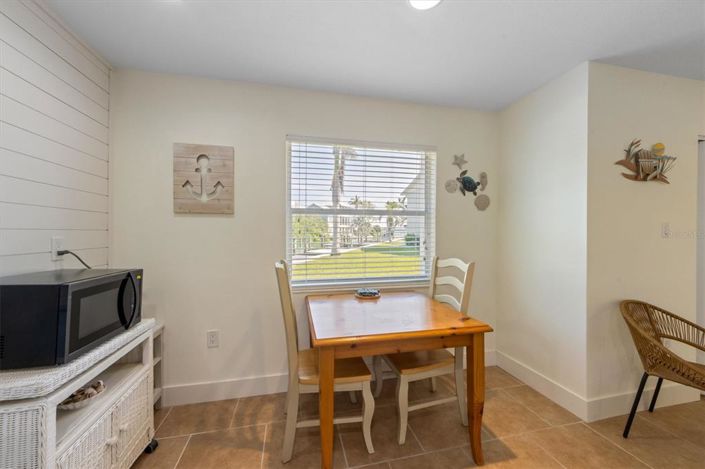 Image No.8-2 Bed Property for sale