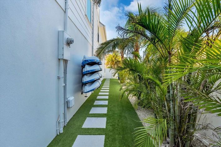 Image No.59-5 Bed Property for sale