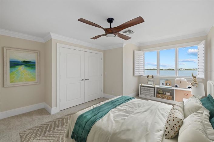 Image No.45-6 Bed Property for sale