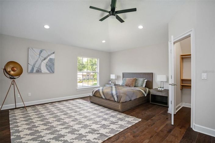 Image No.41-5 Bed Property for sale