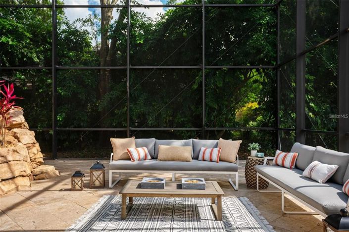 Image No.54-5 Bed Property for sale