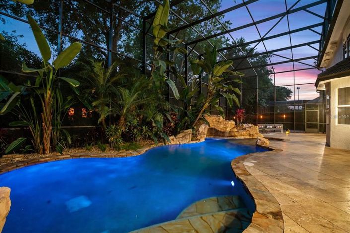 Image No.60-5 Bed Property for sale