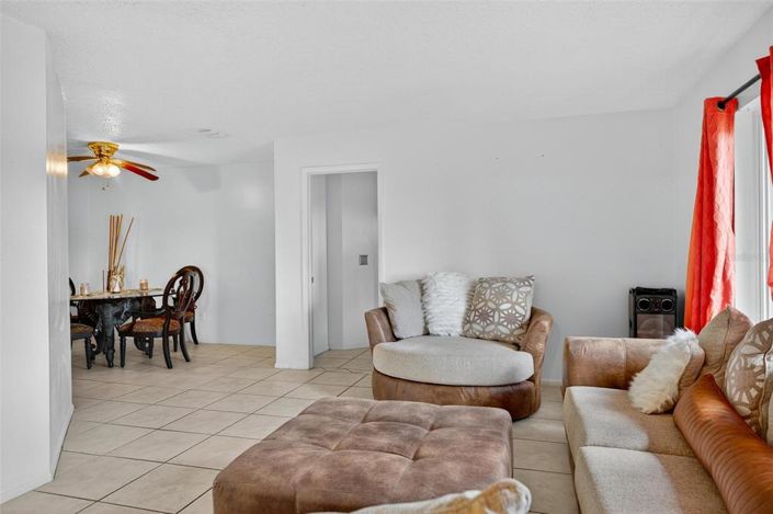 Image No.13-3 Bed Property for sale