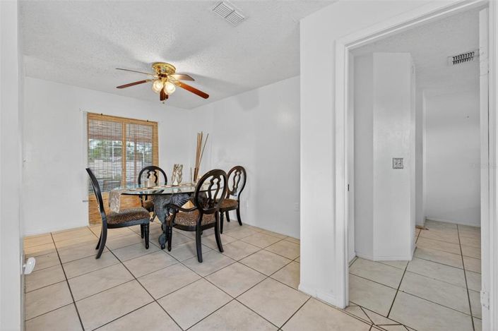 Image No.24-3 Bed Property for sale