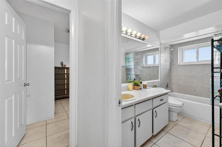 Image No.34-3 Bed Property for sale