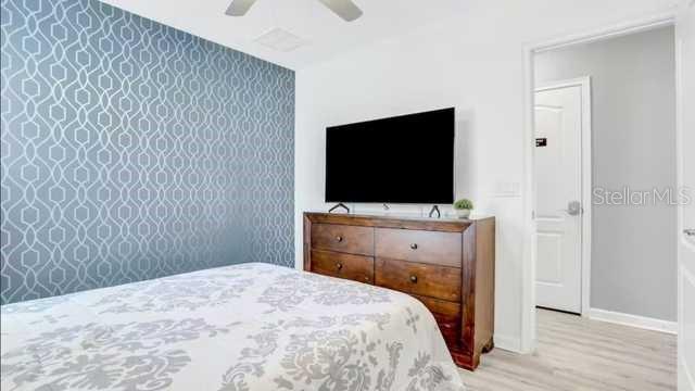 Image No.14-6 Bed Property for sale