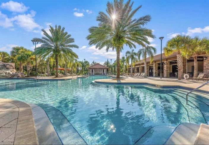 Image No.27-6 Bed Property for sale