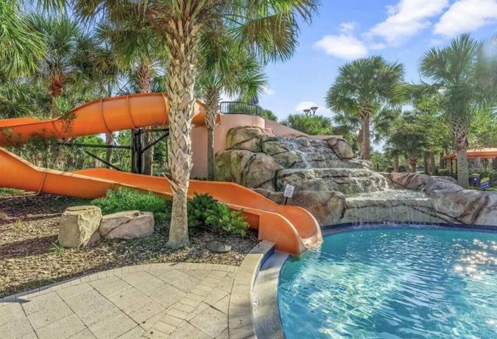 Image No.29-6 Bed Property for sale