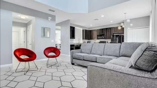 Image No.7-6 Bed Property for sale