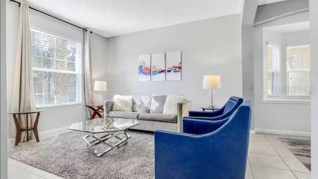 Image No.9-6 Bed Property for sale