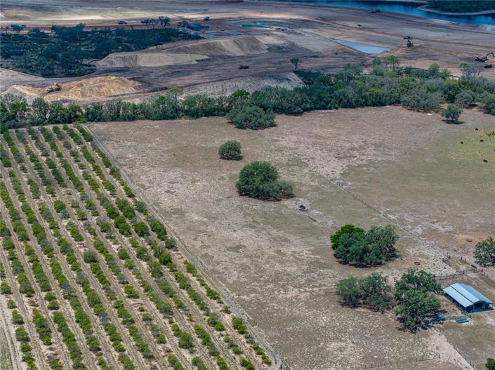 Image No.10-4 Bed Property for sale