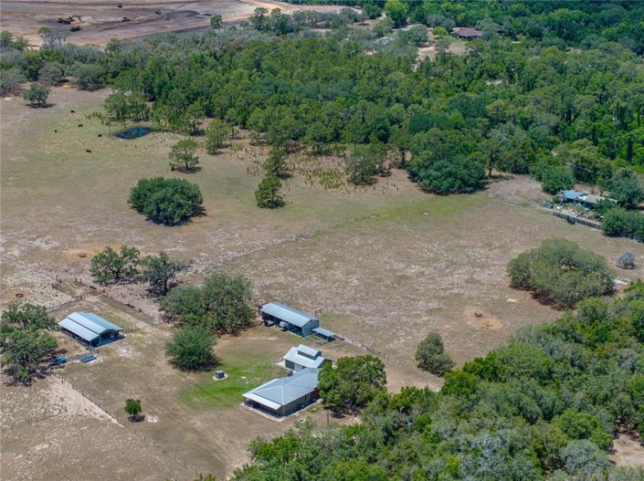 Image No.11-4 Bed Property for sale