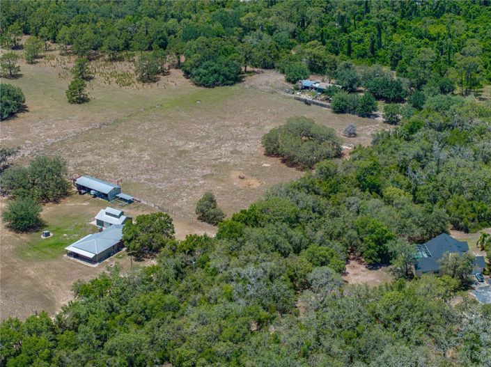 Image No.12-4 Bed Property for sale