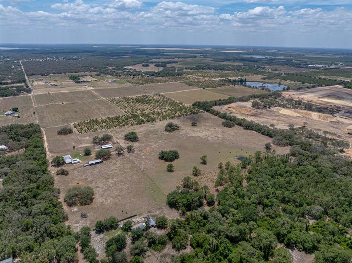 Image No.20-4 Bed Property for sale