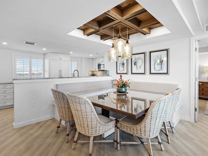 Image No.13-2 Bed Property for sale