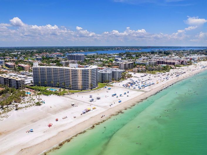 Image No.34-2 Bed Property for sale