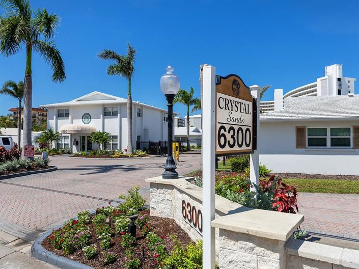 Image No.40-2 Bed Property for sale